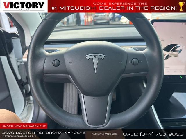 Photo of 2018 Pearl White Multi-Coat Tesla Model 3