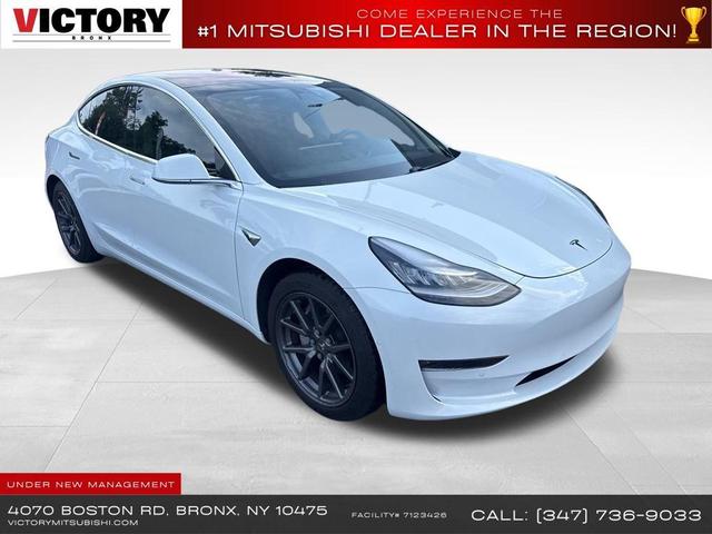 Photo of 2018 Pearl White Multi-Coat Tesla Model 3