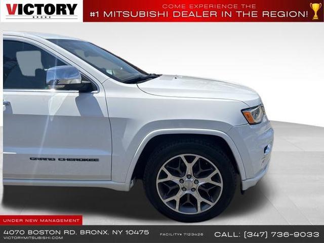 Photo of 2020 Bright White Clearcoat Jeep Grand Cherokee
