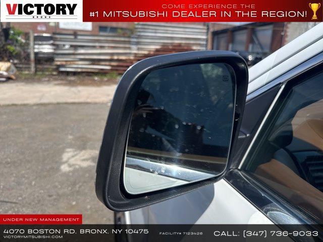 Photo of 2020 Bright White Clearcoat Jeep Grand Cherokee