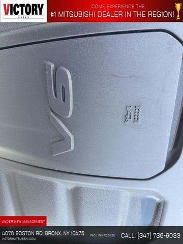 Photo of 2020 Bright White Clearcoat Jeep Grand Cherokee