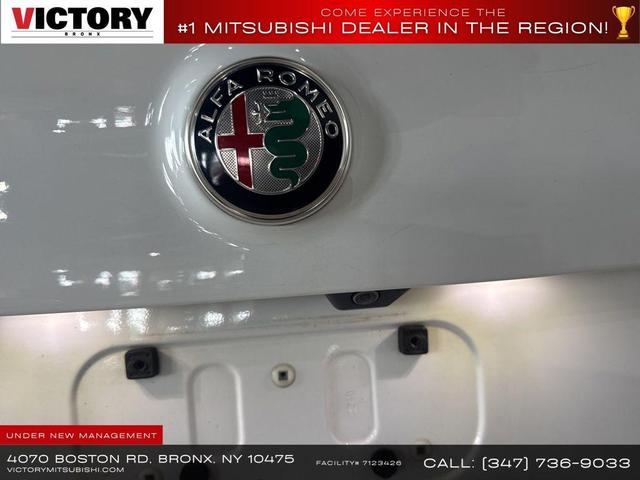 Photo of 2018 Alfa White Alfa Romeo Giulia