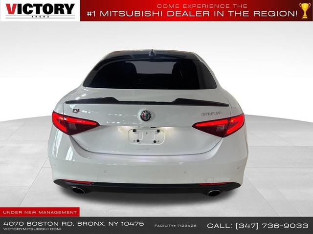 Photo of 2018 Alfa White Alfa Romeo Giulia