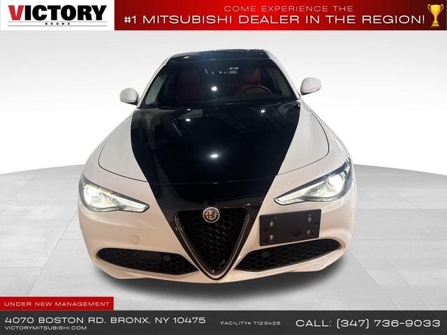 Photo of 2018 Alfa White Alfa Romeo Giulia