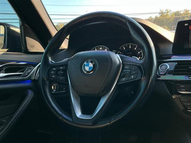 Photo of 2018 Black BMW 530
