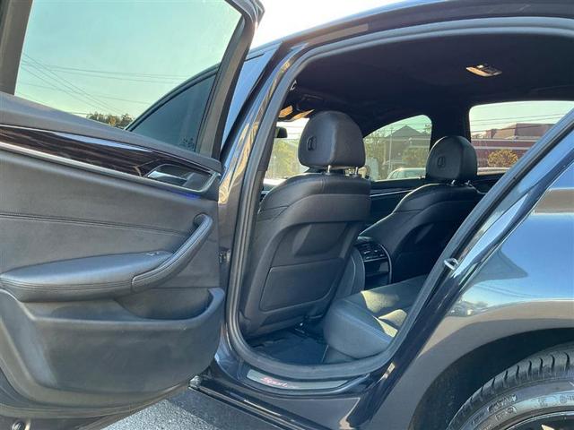 Photo of 2018 Black BMW 530