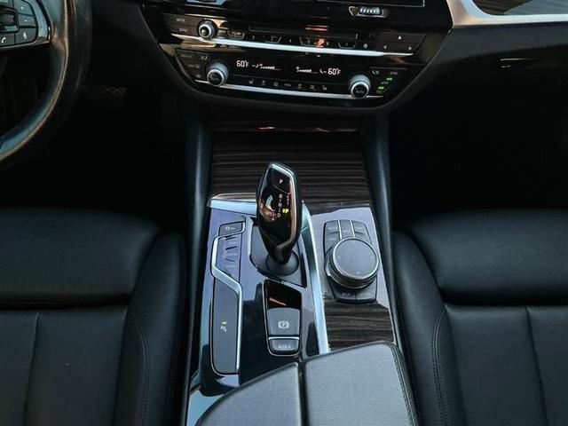Photo of 2018 Black BMW 530