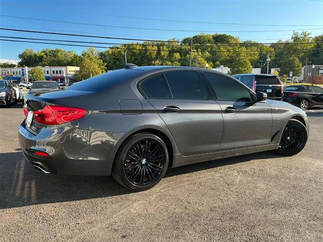 Photo of 2018 Black BMW 530