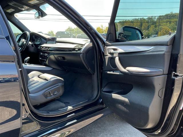 Photo of 2014 Black BMW X5