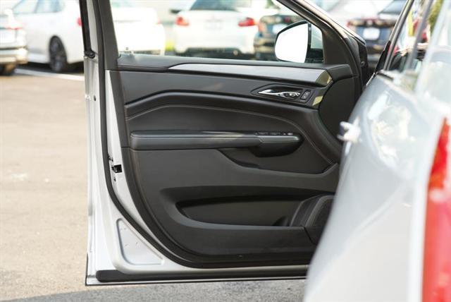 Photo of 2012 Silver Cadillac SRX