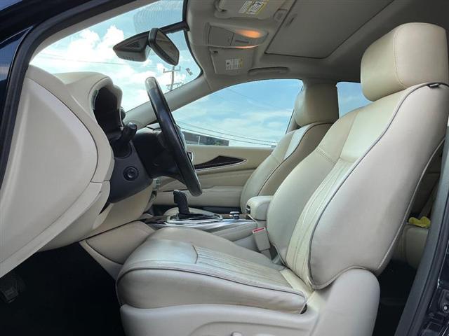 Photo of 2017 Hermosa Blue INFINITI QX60