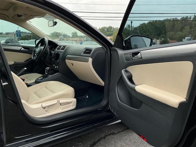 Photo of 2017 Black Volkswagen Jetta
