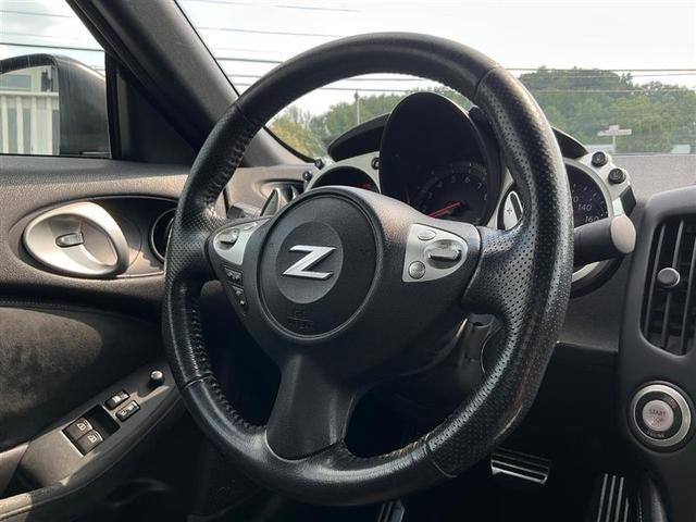 Photo of 2009 Brilliant Silver Metallic Nissan 370Z