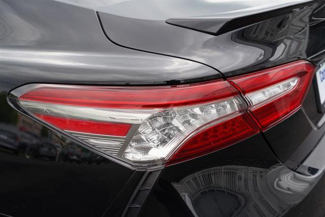 Photo of 2019 Midnight Black Metallic Toyota Camry