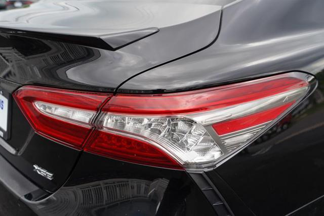 Photo of 2019 Midnight Black Metallic Toyota Camry