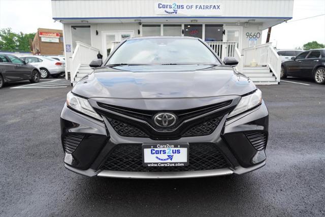 Photo of 2019 Midnight Black Metallic Toyota Camry