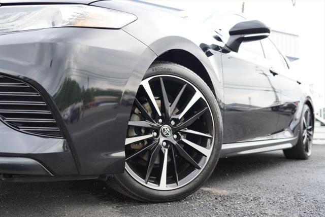 Photo of 2019 Midnight Black Metallic Toyota Camry
