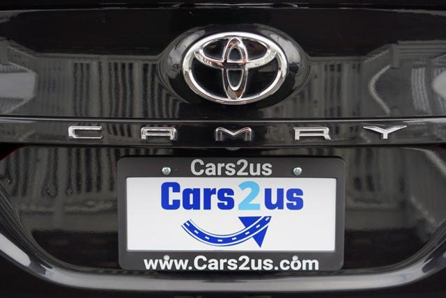 Photo of 2019 Midnight Black Metallic Toyota Camry