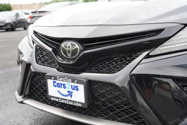Photo of 2019 Midnight Black Metallic Toyota Camry