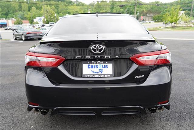 Photo of 2019 Midnight Black Metallic Toyota Camry