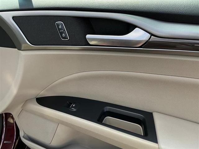 Photo of 2017 Burgundy Velvet Metallic Tinted Clearcoat Ford Fusion