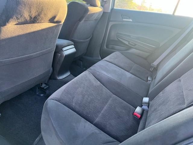 Photo of 2009 Polished Metal Metallic Honda Accord