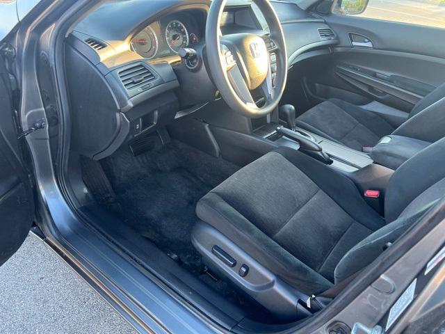 Photo of 2009 Polished Metal Metallic Honda Accord