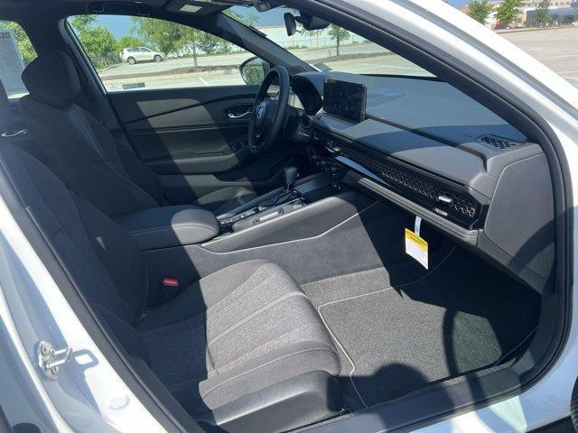Photo of 2025 Platinum White Pearl Honda Accord Hybrid