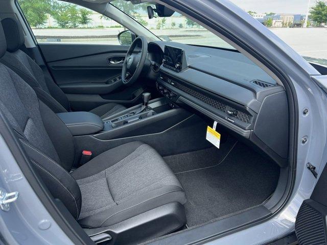 Photo of 2025 Urban Gray Pearl Honda Accord