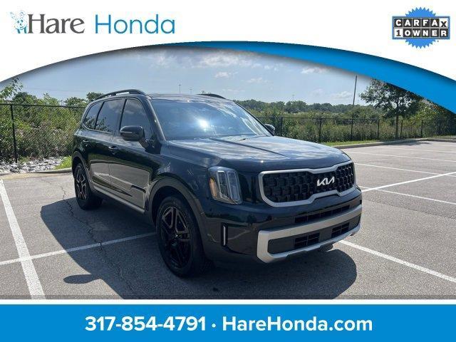 Photo of 2023 Ebony Black Kia Telluride