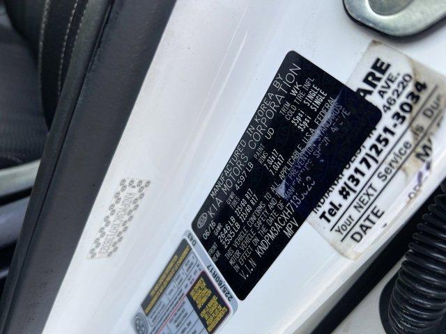 Photo of 2017 Clear White Kia Sportage