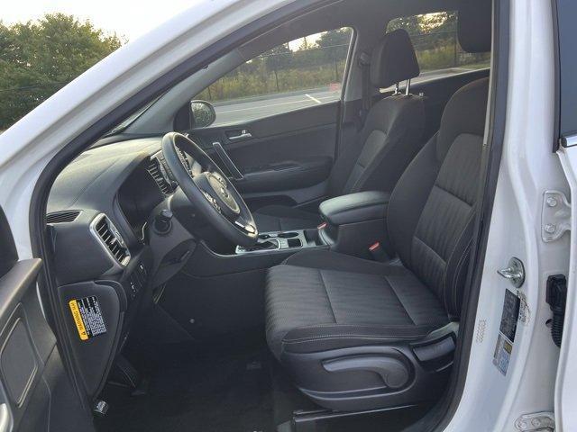 Photo of 2017 Clear White Kia Sportage