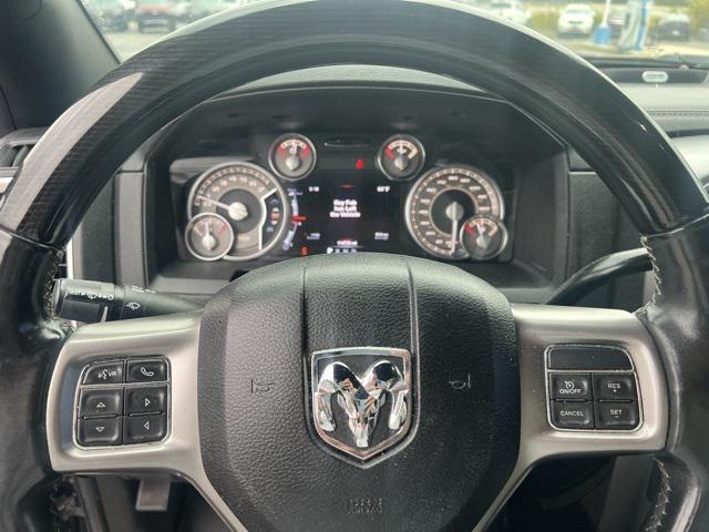 Photo of 2018 Brilliant Black Crystal Pearlcoat RAM 2500