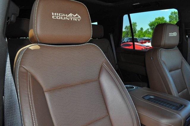 Photo of 2022 Evergreen Gray Metallic Chevrolet Tahoe