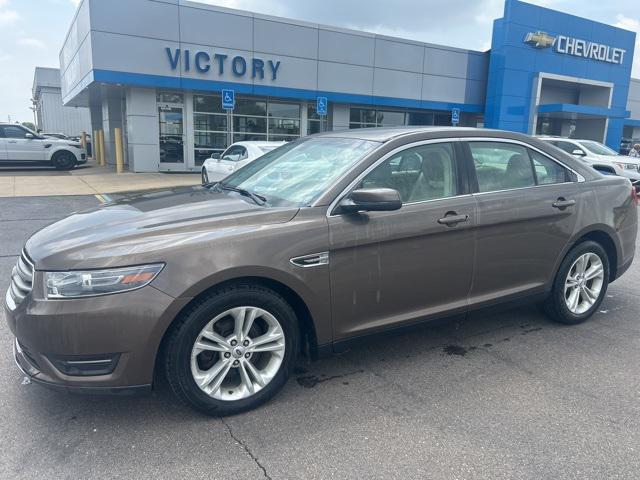 2016 Ford Taurus