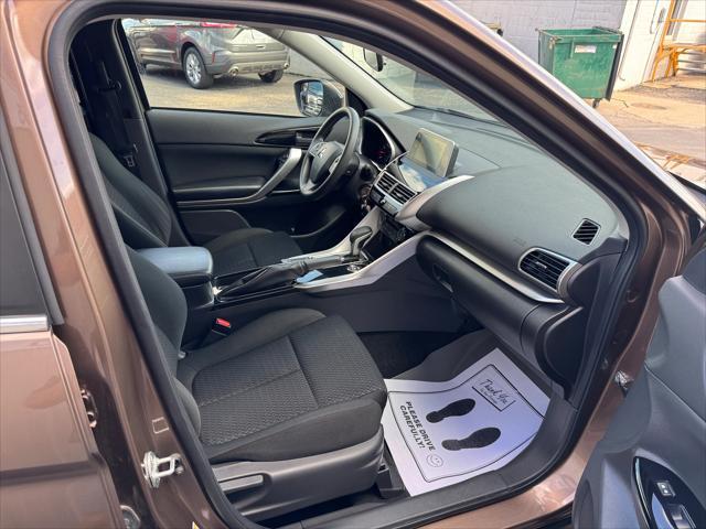 Photo of 2019 Tan Mitsubishi Eclipse Cross