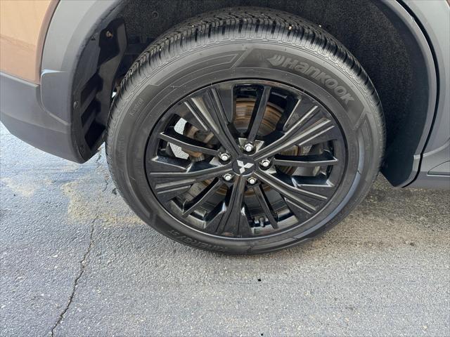 Photo of 2019 Tan Mitsubishi Eclipse Cross