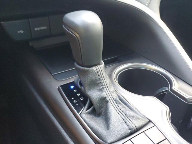 Photo of 2022 Celestial Silver Metallic Toyota Camry
