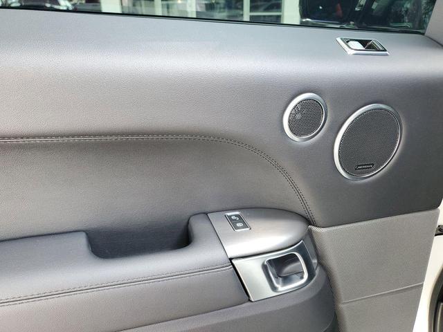 Photo of 2019 Fuji White Land Rover Range Rover Sport