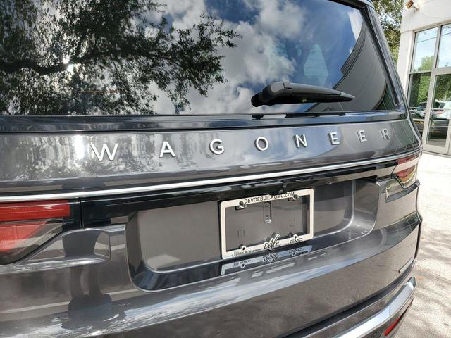 Photo of 2022 Baltic Gray Metallic Clearcoat Jeep Wagoneer