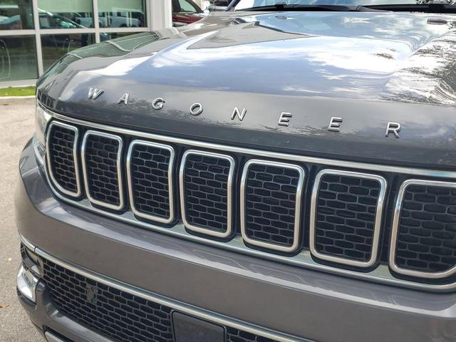 Photo of 2022 Baltic Gray Metallic Clearcoat Jeep Wagoneer