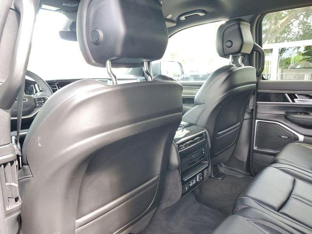 Photo of 2022 Baltic Gray Metallic Clearcoat Jeep Wagoneer