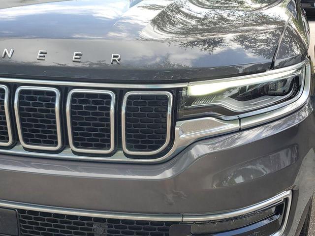 Photo of 2022 Baltic Gray Metallic Clearcoat Jeep Wagoneer