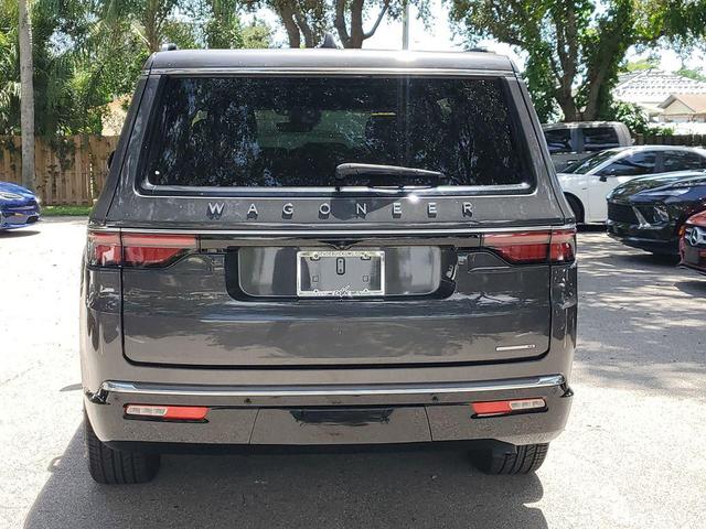 Photo of 2022 Baltic Gray Metallic Clearcoat Jeep Wagoneer