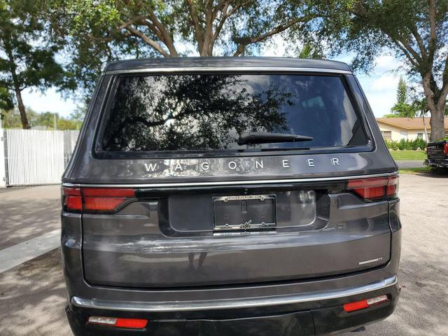 Photo of 2022 Baltic Gray Metallic Clearcoat Jeep Wagoneer