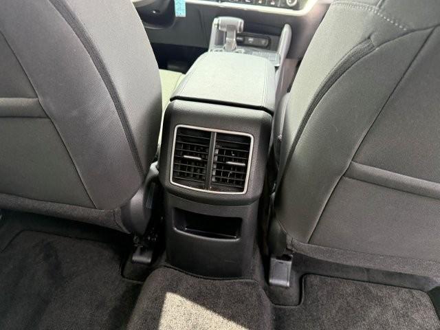 Photo of 2024 White Kia Sportage