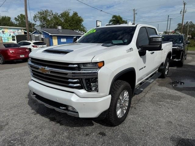 Photo of 2023 Iridescent Pearl Tricoat Chevrolet Silverado 2500