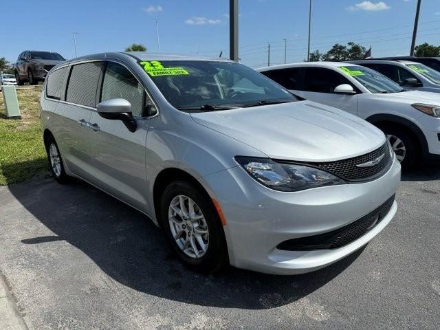 2023 Chrysler Voyager