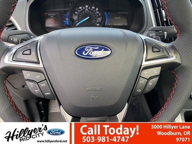 Photo of 2024 Star White Ford Edge