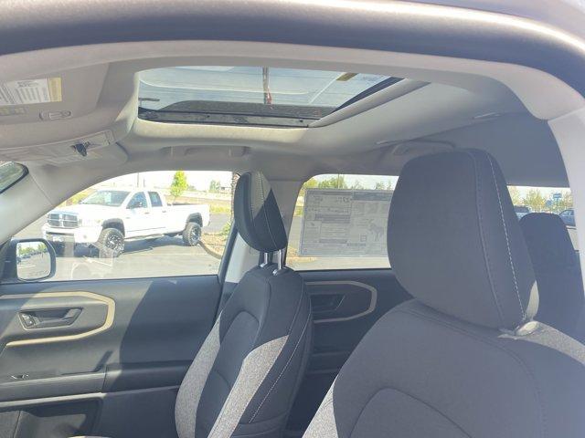 Photo of 2025 Oxford White Ford Bronco Sport